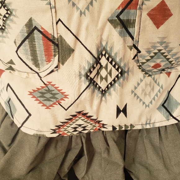 Green Aztec Handmade Kitchen Apron - Picture 4 of 6